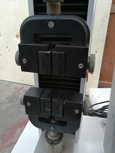 �������ԇ�(y��n)�C(j��)�ľ����c����